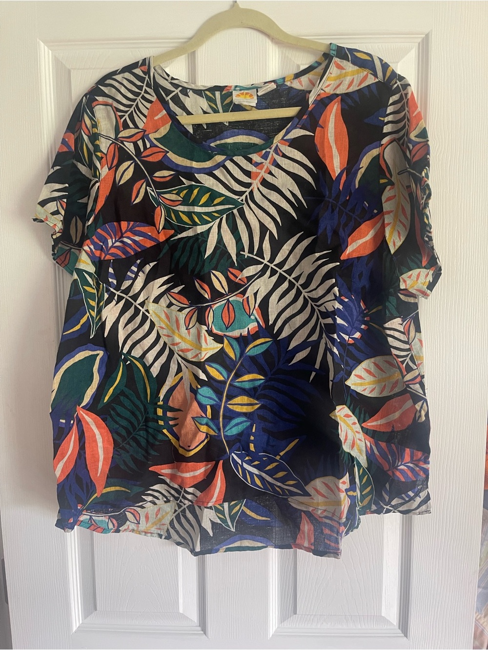 C&C California Black Tropical Leaf Print Short Sleeve Blouse 100% linen